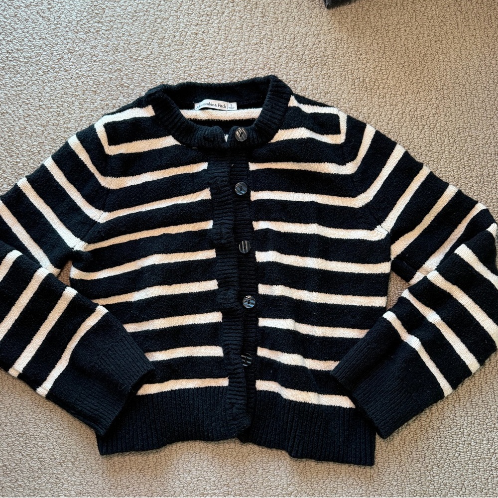 Abercrombie & Fitch Black and White Cotton Women's Sweater